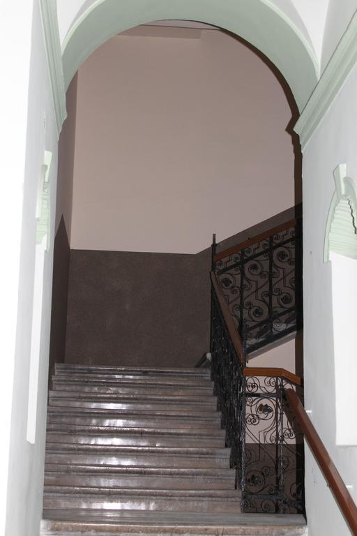 Capital Guesthouse Budapeste Exterior foto